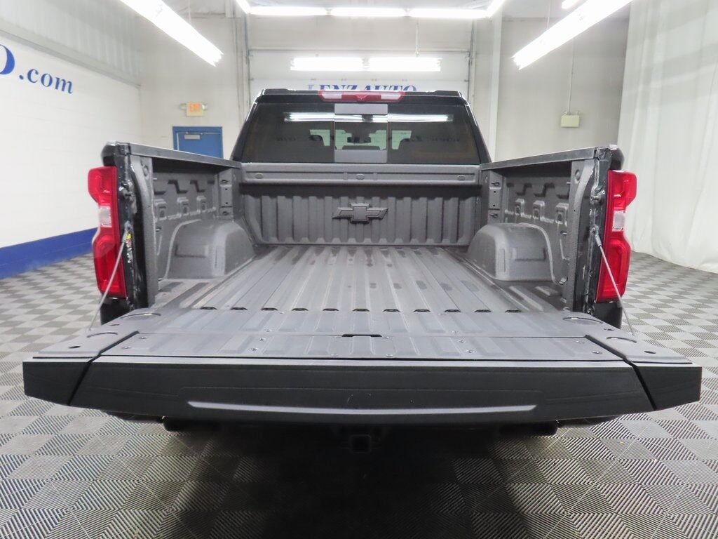 2025 Chevrolet Silverado 1500 4x4 Crew Cab High Country Fond du Lac WI 2025 Chevrolet Silverado 1500 4x4 Crew Cab High Country Fond du Lac WI