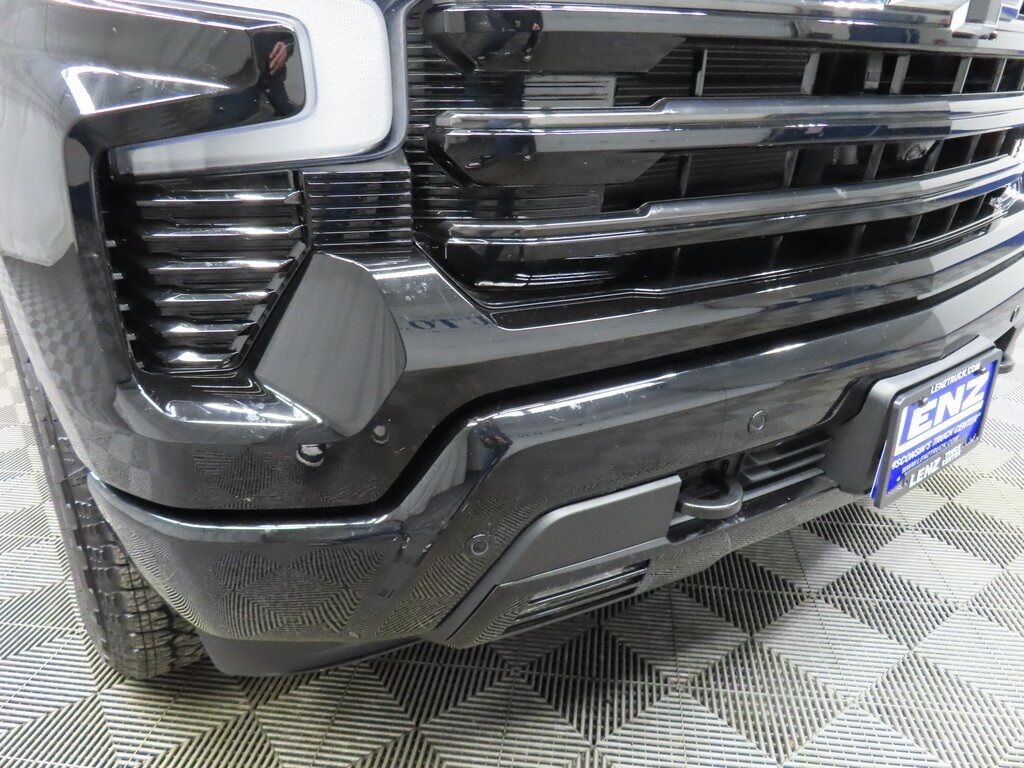 2025 Chevrolet Silverado 1500 4x4 Crew Cab High Country Fond du Lac WI 2025 Chevrolet Silverado 1500 4x4 Crew Cab High Country Fond du Lac WI