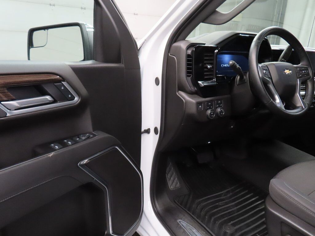 2025 Chevrolet Silverado 1500 4x4 Crew Cab LT Fond du Lac WI 2025 Chevrolet Silverado 1500 4x4 Crew Cab LT Fond du Lac WI