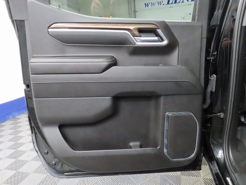 2025 Chevrolet Silverado 1500 4x4 Crew Cab LT Fond du Lac WI 2025 Chevrolet Silverado 1500 4x4 Crew Cab LT Fond du Lac WI