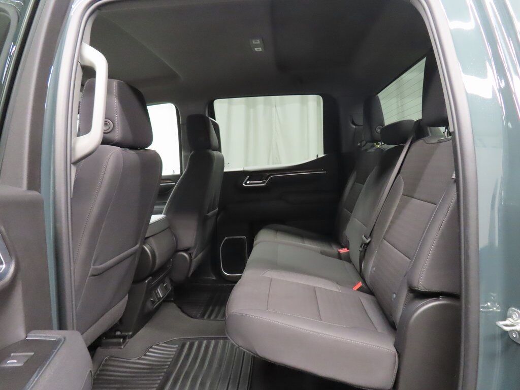 2025 Chevrolet Silverado 1500 4x4 Crew Cab LT Fond du Lac WI 2025 Chevrolet Silverado 1500 4x4 Crew Cab LT Fond du Lac WI