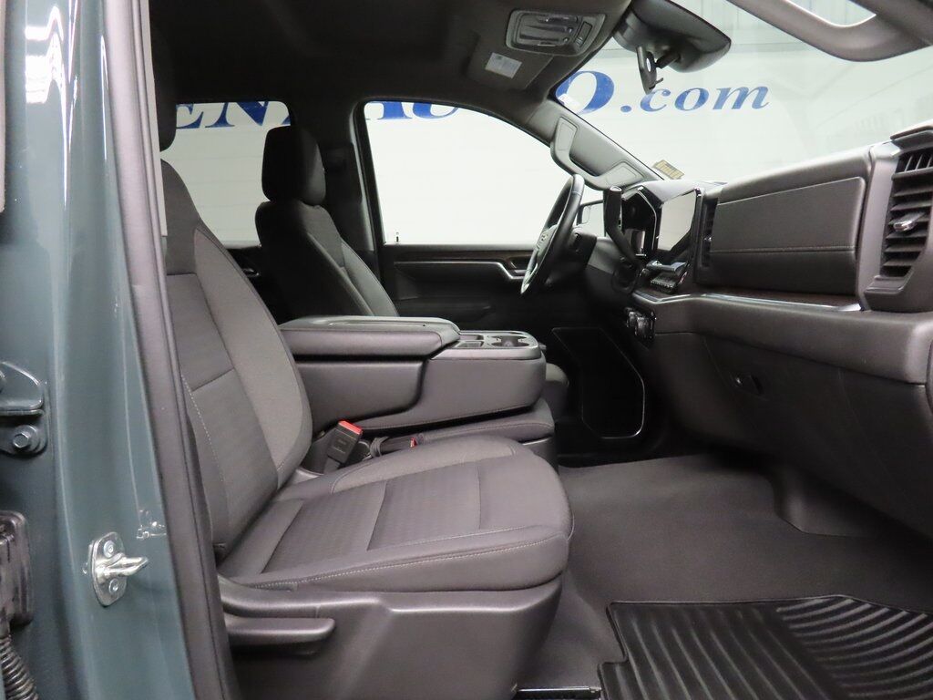 2025 Chevrolet Silverado 1500 4x4 Crew Cab LT Fond du Lac WI 2025 Chevrolet Silverado 1500 4x4 Crew Cab LT Fond du Lac WI