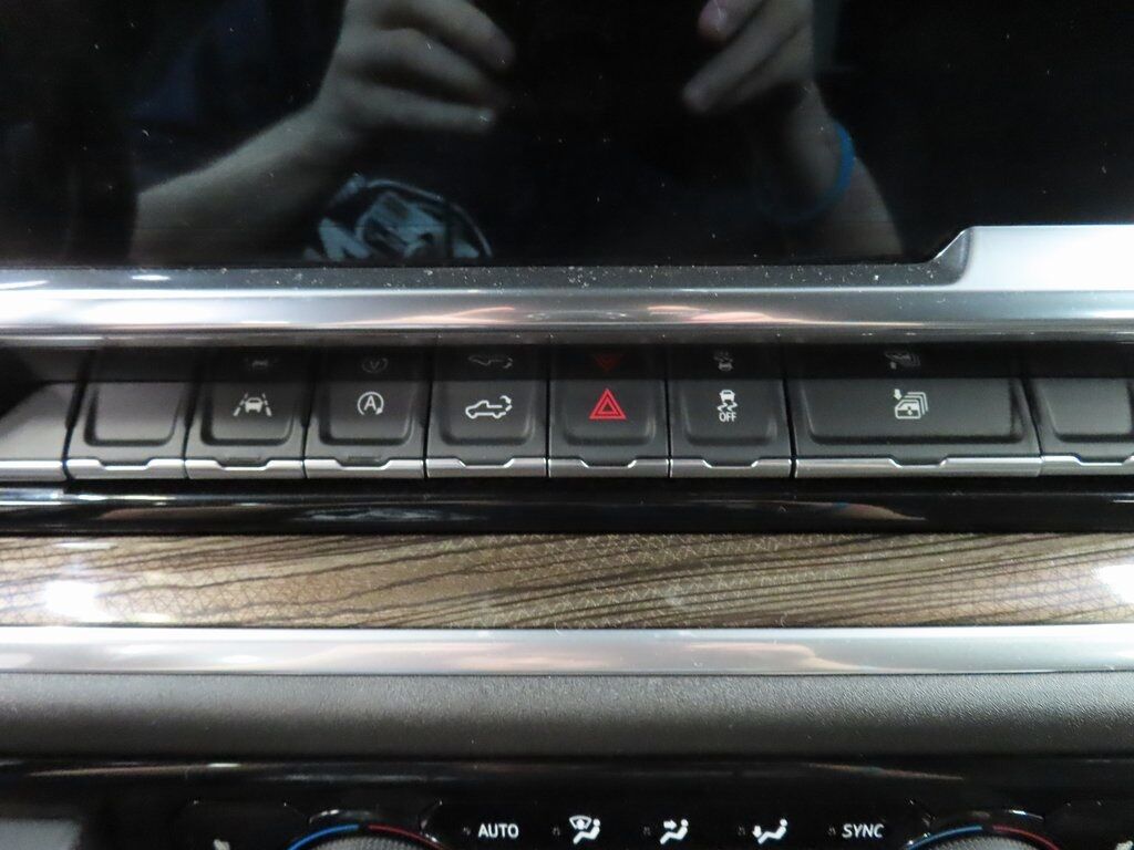 2025 Chevrolet Silverado 1500 4x4 Crew Cab LT Fond du Lac WI 2025 Chevrolet Silverado 1500 4x4 Crew Cab LT Fond du Lac WI