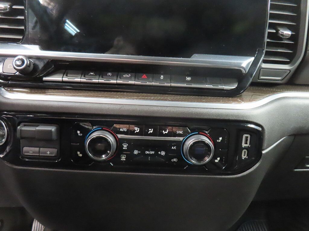 2025 Chevrolet Silverado 1500 4x4 Crew Cab LT Fond du Lac WI 2025 Chevrolet Silverado 1500 4x4 Crew Cab LT Fond du Lac WI