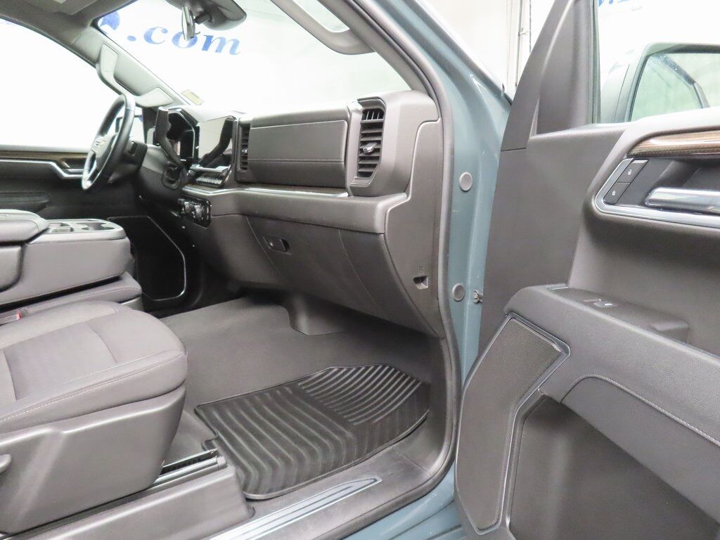 2025 Chevrolet Silverado 1500 4x4 Crew Cab LT Fond du Lac WI 2025 Chevrolet Silverado 1500 4x4 Crew Cab LT Fond du Lac WI