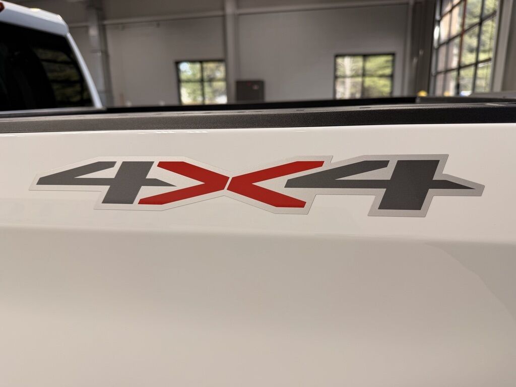 2025 Chevrolet Silverado 1500 4x4 Crew Cab LT Minocqua WI 2025 Chevrolet Silverado 1500 4x4 Crew Cab LT Minocqua WI