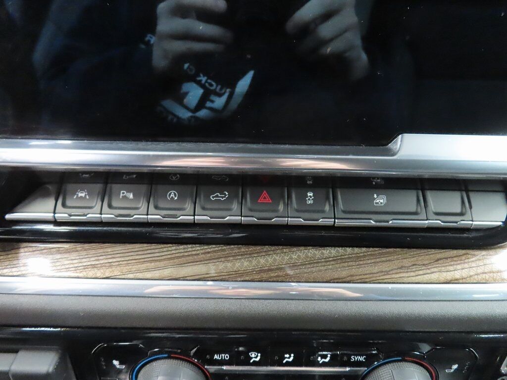 2025 Chevrolet Silverado 1500 4x4 Crew Cab RST Fond du Lac WI 2025 Chevrolet Silverado 1500 4x4 Crew Cab RST Fond du Lac WI