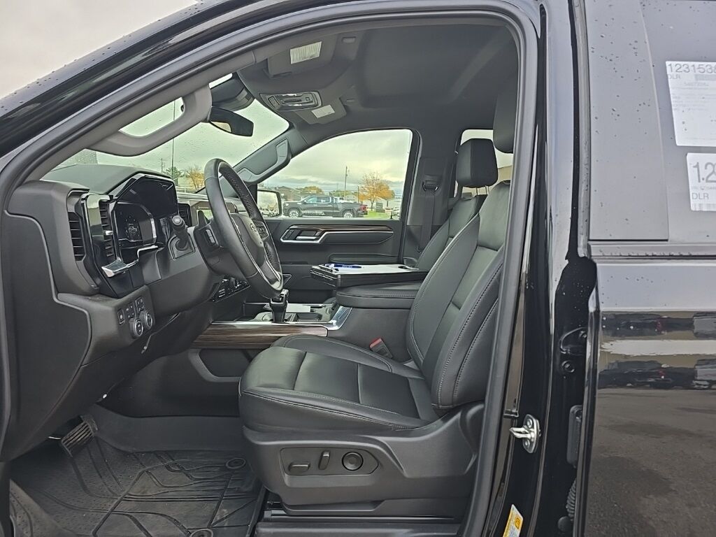 2025 Chevrolet Silverado 1500 4x4 Crew Cab RST Fond du Lac WI 2025 Chevrolet Silverado 1500 4x4 Crew Cab RST Fond du Lac WI