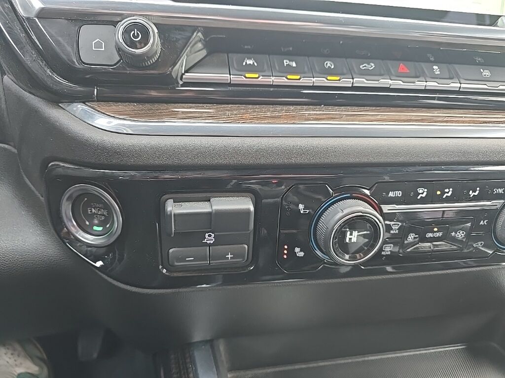 2025 Chevrolet Silverado 1500 4x4 Crew Cab RST Fond du Lac WI 2025 Chevrolet Silverado 1500 4x4 Crew Cab RST Fond du Lac WI