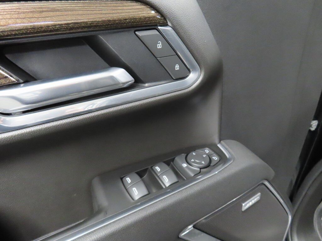 2025 Chevrolet Silverado 1500 4x4 Crew Cab RST Fond du Lac WI 2025 Chevrolet Silverado 1500 4x4 Crew Cab RST Fond du Lac WI