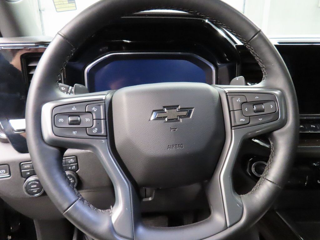 2025 Chevrolet Silverado 1500 4x4 Crew Cab RST Fond du Lac WI 2025 Chevrolet Silverado 1500 4x4 Crew Cab RST Fond du Lac WI