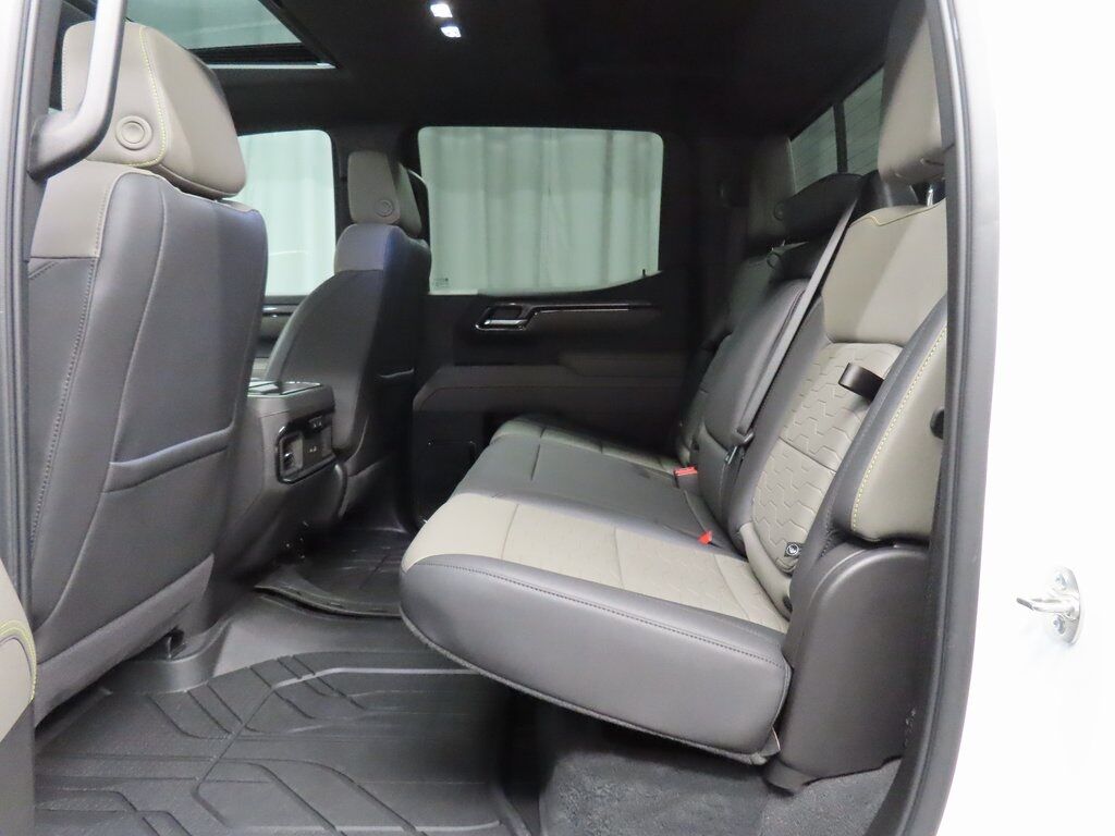 2025 Chevrolet Silverado 1500 4x4 Crew Cab ZR2 Fond du Lac WI 2025 Chevrolet Silverado 1500 4x4 Crew Cab ZR2 Fond du Lac WI