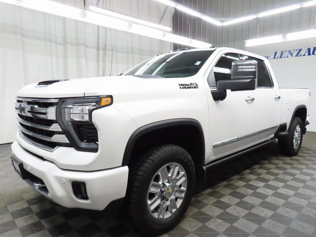 2025 Chevrolet Silverado 2500HD 4x4 Crew Cab High Country Fond du Lac WI