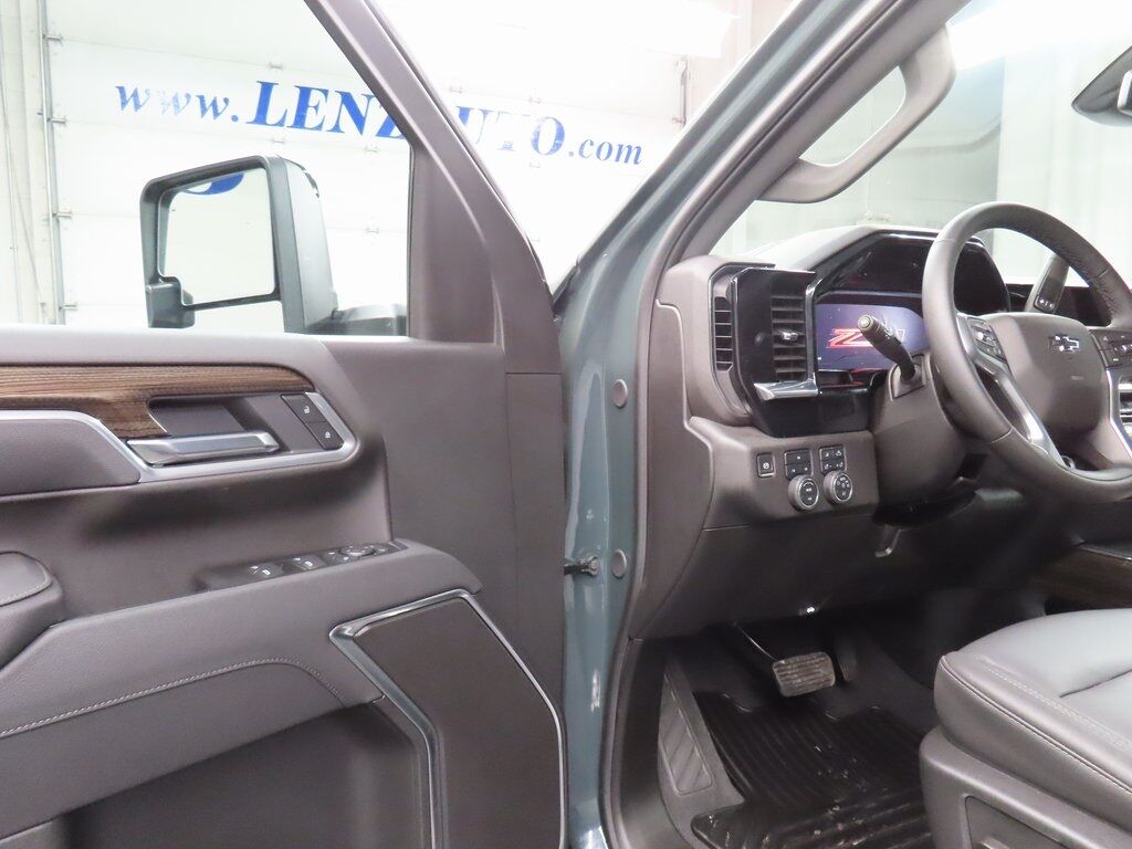 2025 Chevrolet Silverado 2500HD 4x4 Crew Cab LT Fond du Lac WI 2025 Chevrolet Silverado 2500HD 4x4 Crew Cab LT Fond du Lac WI