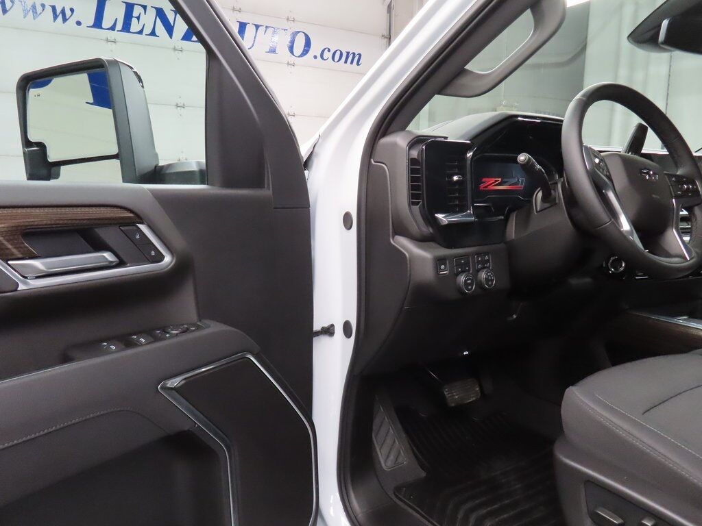 2025 Chevrolet Silverado 2500HD 4x4 Crew Cab LT Fond du Lac WI 2025 Chevrolet Silverado 2500HD 4x4 Crew Cab LT Fond du Lac WI