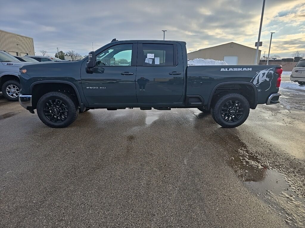 2025 Chevrolet Silverado 2500HD 4x4 Crew Cab LT Minocqua WI 2025 Chevrolet Silverado 2500HD 4x4 Crew Cab LT Minocqua WI