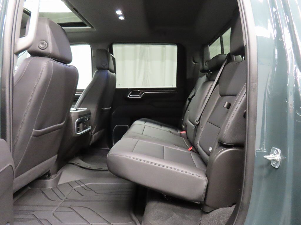 2025 Chevrolet Silverado 2500HD 4x4 Crew Cab LTZ Fond du Lac WI 2025 Chevrolet Silverado 2500HD 4x4 Crew Cab LTZ Fond du Lac WI