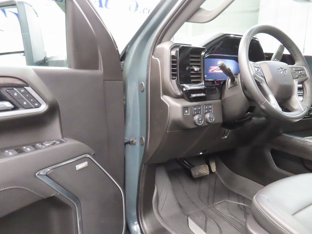 2025 Chevrolet Silverado 2500HD 4x4 Crew Cab LTZ Fond du Lac WI 2025 Chevrolet Silverado 2500HD 4x4 Crew Cab LTZ Fond du Lac WI