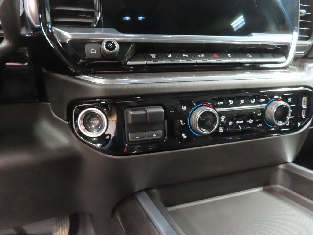 2025 Chevrolet Silverado 2500HD 4x4 Crew Cab LTZ Fond du Lac WI 2025 Chevrolet Silverado 2500HD 4x4 Crew Cab LTZ Fond du Lac WI