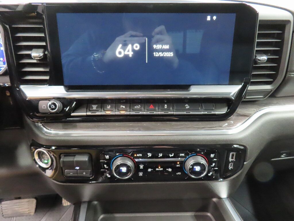 2025 Chevrolet Silverado 2500HD 4x4 Crew Cab LTZ Fond du Lac WI 2025 Chevrolet Silverado 2500HD 4x4 Crew Cab LTZ Fond du Lac WI