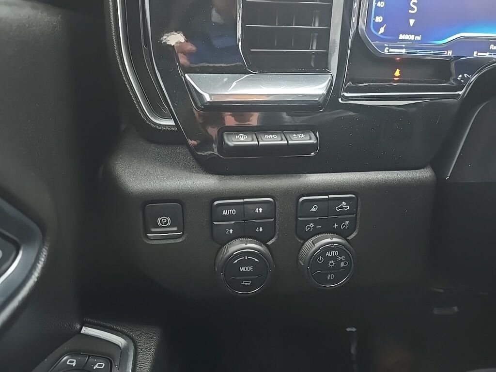 2025 Chevrolet Silverado 2500HD 4x4 Crew Cab LTZ Fond du Lac WI 2025 Chevrolet Silverado 2500HD 4x4 Crew Cab LTZ Fond du Lac WI