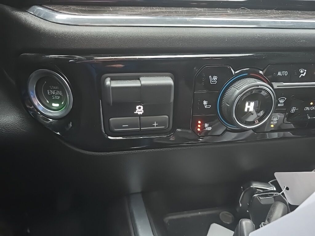 2025 Chevrolet Silverado 2500HD 4x4 Crew Cab LTZ Fond du Lac WI 2025 Chevrolet Silverado 2500HD 4x4 Crew Cab LTZ Fond du Lac WI