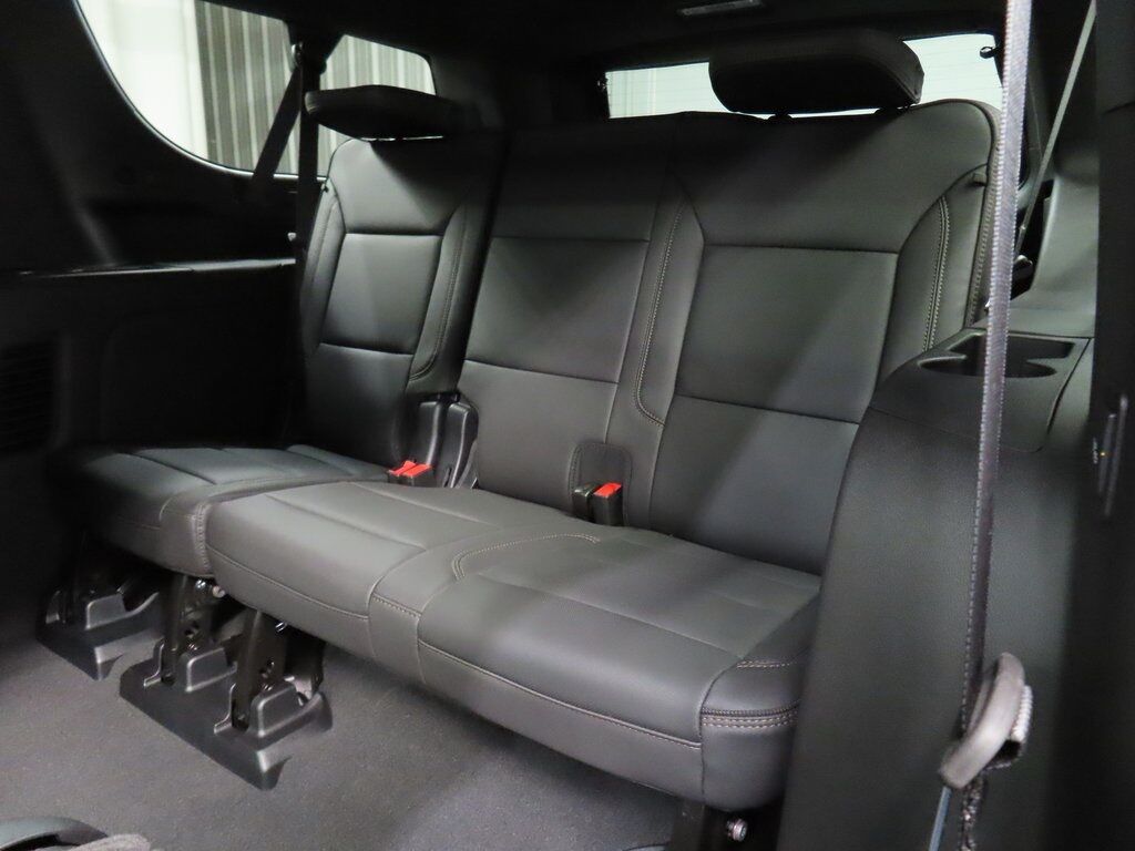 2025 Chevrolet Suburban High Country 4WD Fond du Lac WI 2025 Chevrolet Suburban High Country 4WD Fond du Lac WI