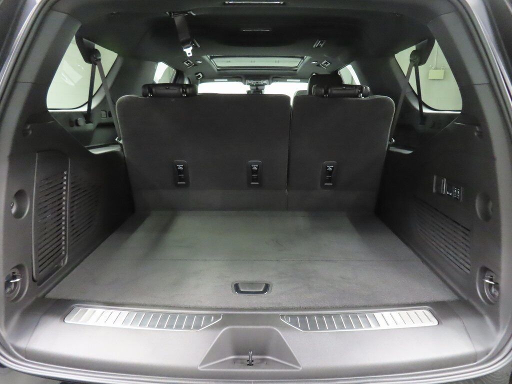 2025 Chevrolet Suburban High Country 4WD Fond du Lac WI 2025 Chevrolet Suburban High Country 4WD Fond du Lac WI