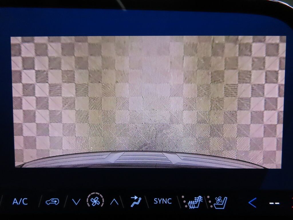 2025 Chevrolet Suburban High Country 4WD Fond du Lac WI 2025 Chevrolet Suburban High Country 4WD Fond du Lac WI