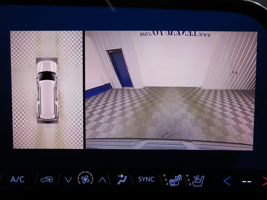 2025 Chevrolet Suburban High Country 4WD Fond du Lac WI 2025 Chevrolet Suburban High Country 4WD Fond du Lac WI