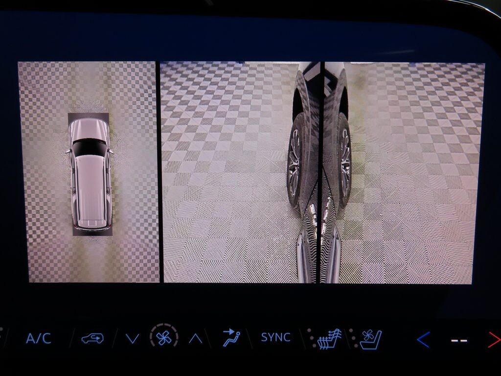 2025 Chevrolet Suburban High Country 4WD Fond du Lac WI 2025 Chevrolet Suburban High Country 4WD Fond du Lac WI