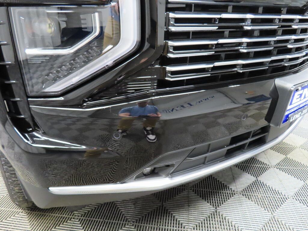 2025 Chevrolet Suburban High Country 4WD Fond du Lac WI 2025 Chevrolet Suburban High Country 4WD Fond du Lac WI