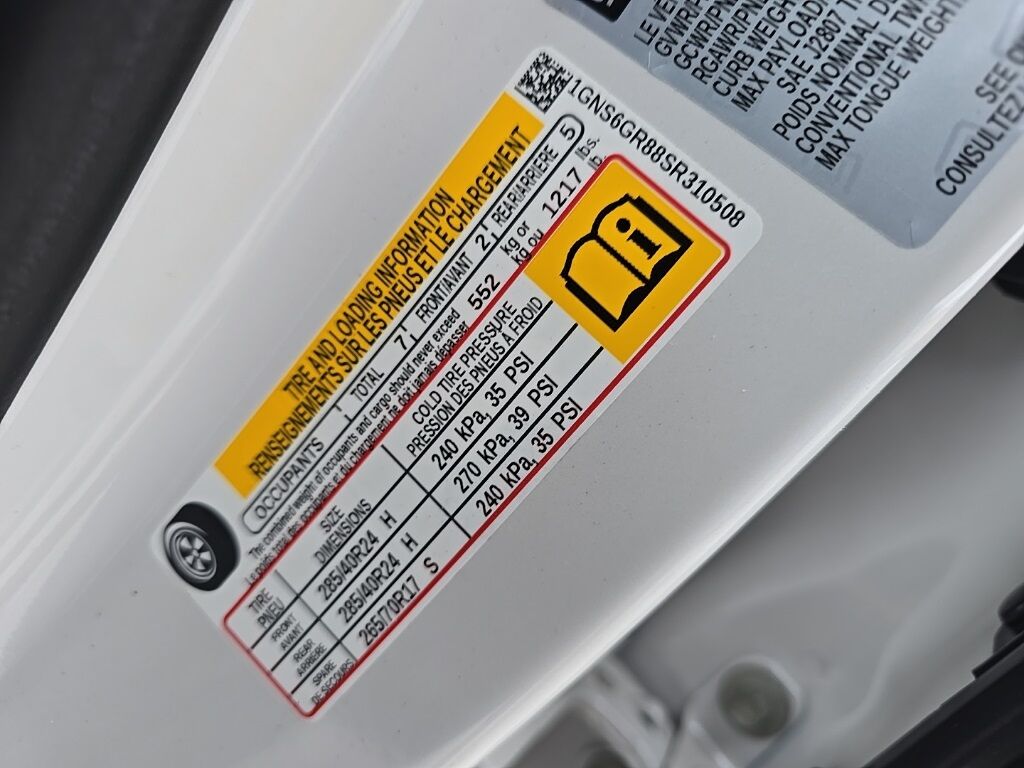 2025 Chevrolet Suburban High Country 4WD Fond du Lac WI 2025 Chevrolet Suburban High Country 4WD Fond du Lac WI