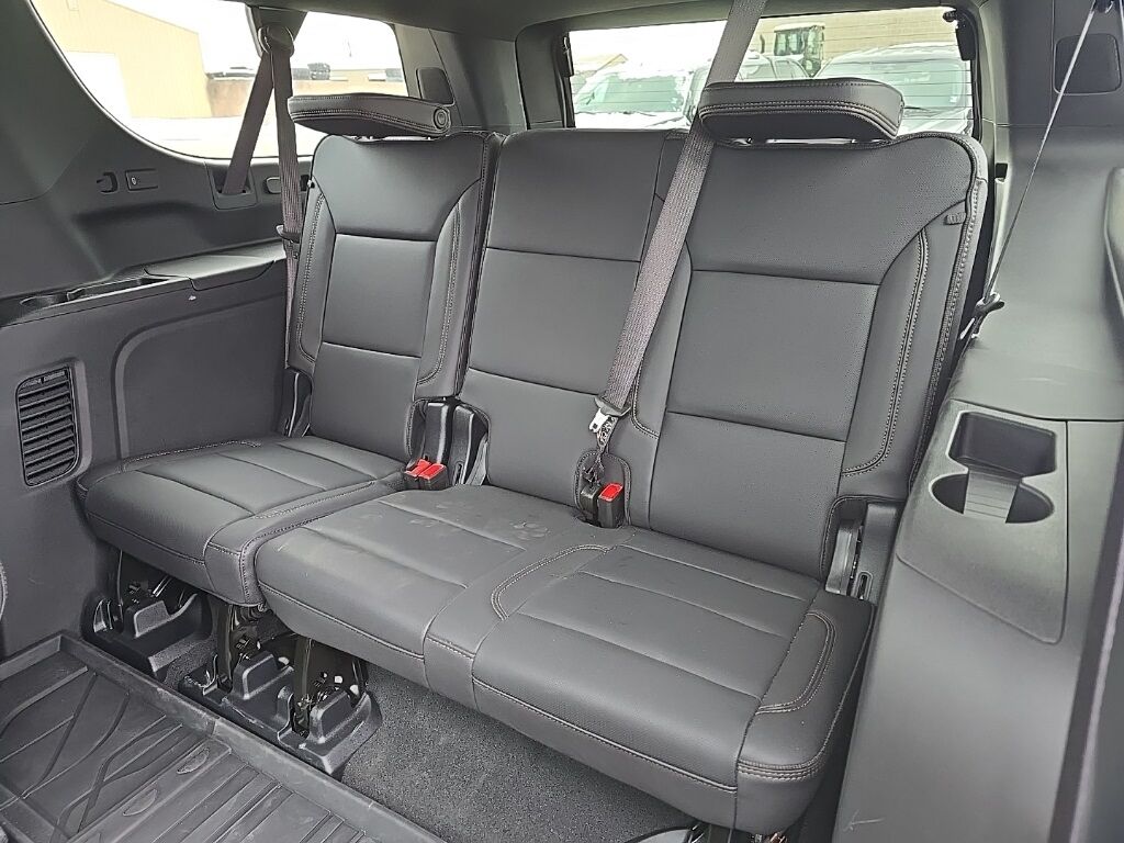 2025 Chevrolet Suburban High Country 4WD Fond du Lac WI 2025 Chevrolet Suburban High Country 4WD Fond du Lac WI