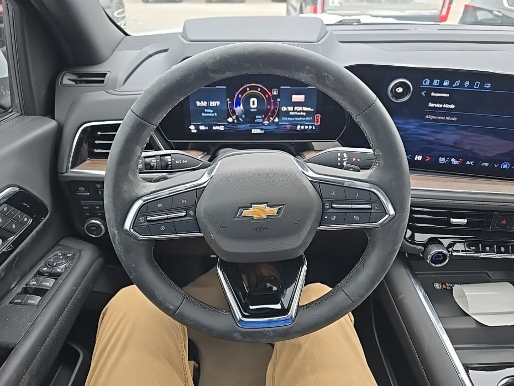 2025 Chevrolet Suburban High Country 4WD Fond du Lac WI 2025 Chevrolet Suburban High Country 4WD Fond du Lac WI