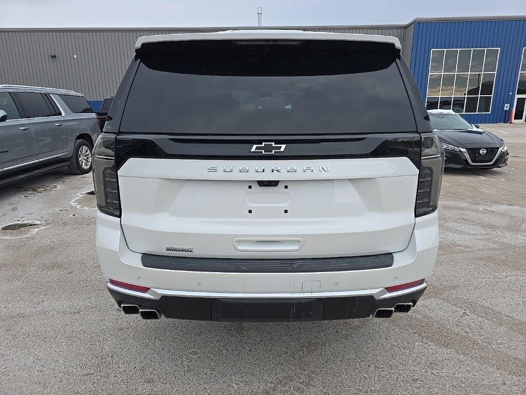 2025 Chevrolet Suburban High Country 4WD Fond du Lac WI 2025 Chevrolet Suburban High Country 4WD Fond du Lac WI