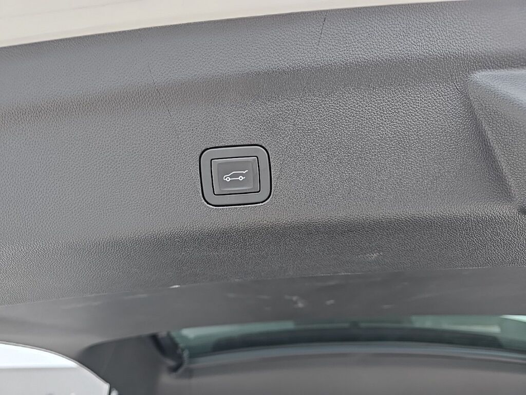 2025 Chevrolet Suburban High Country 4WD Fond du Lac WI 2025 Chevrolet Suburban High Country 4WD Fond du Lac WI