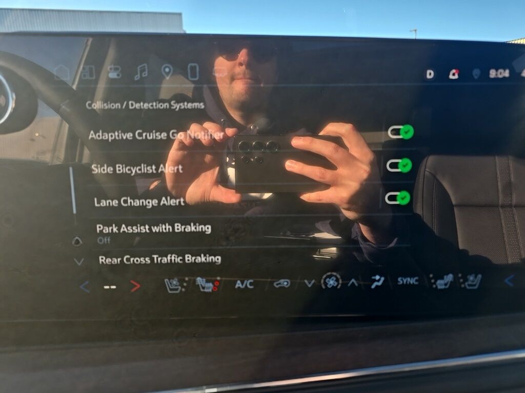 2025 Chevrolet Suburban High Country 4WD Minocqua WI 2025 Chevrolet Suburban High Country 4WD Minocqua WI