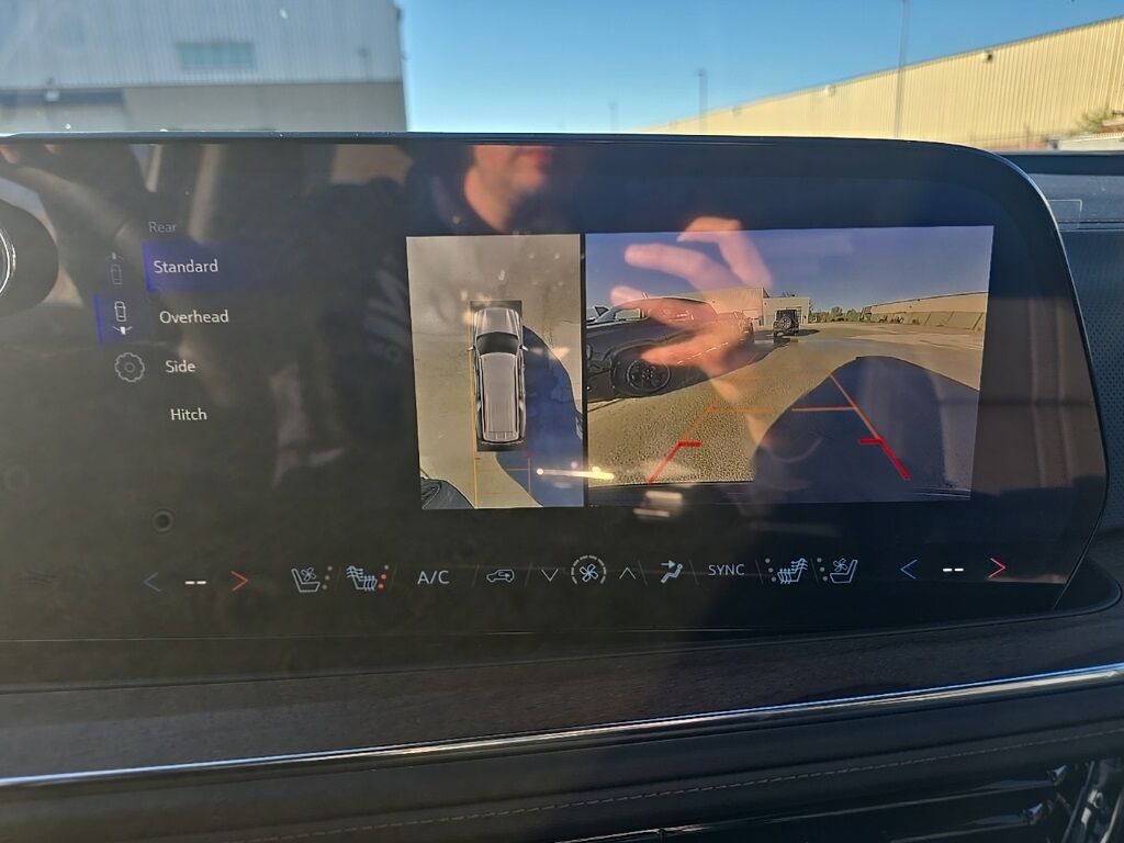 2025 Chevrolet Suburban High Country 4WD Minocqua WI 2025 Chevrolet Suburban High Country 4WD Minocqua WI