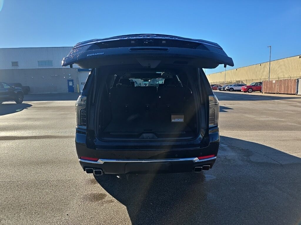 2025 Chevrolet Suburban High Country 4WD Minocqua WI 2025 Chevrolet Suburban High Country 4WD Minocqua WI