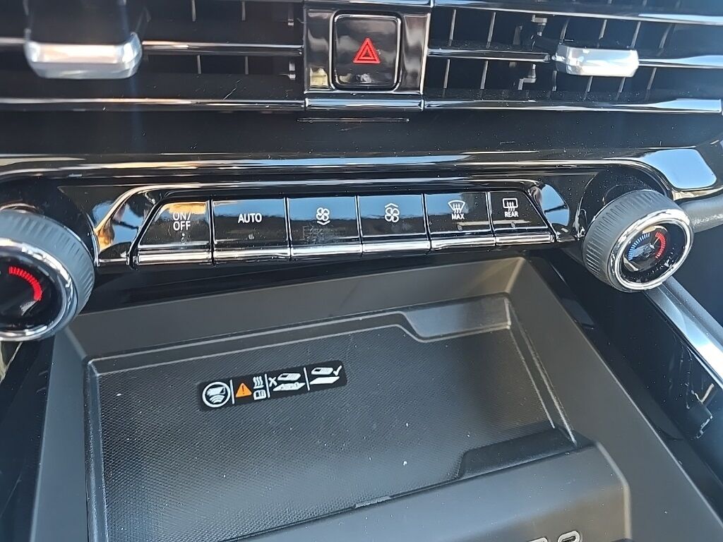 2025 Chevrolet Suburban High Country 4WD Minocqua WI 2025 Chevrolet Suburban High Country 4WD Minocqua WI