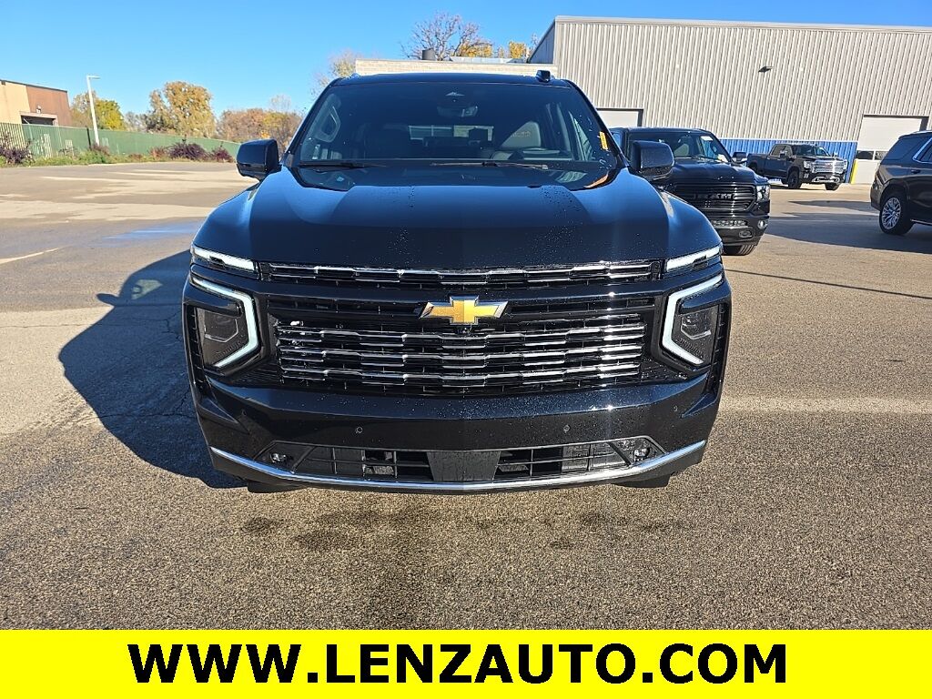 2025 Chevrolet Suburban High Country 4WD Minocqua WI 2025 Chevrolet Suburban High Country 4WD Minocqua WI