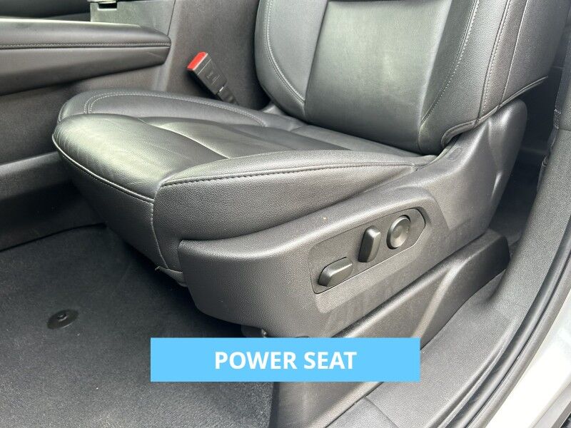 2025 Chevrolet Suburban Z71 - LIKE NEW - 8 PASSENGER Webster MA 2025 Chevrolet Suburban Z71 - LIKE NEW - 8 PASSENGER Webster MA
