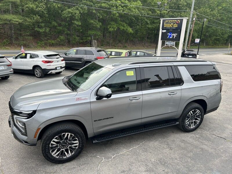 2025 Chevrolet Suburban Z71 - LIKE NEW - 8 PASSENGER Webster MA 2025 Chevrolet Suburban Z71 - LIKE NEW - 8 PASSENGER Webster MA