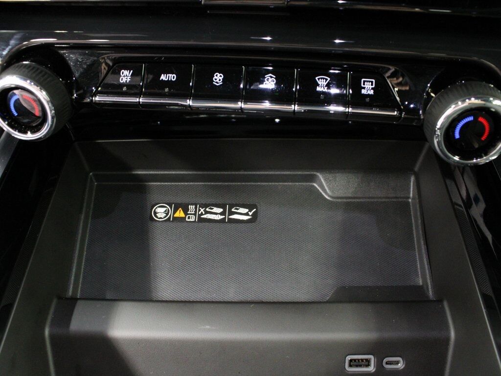 2025 Chevrolet Suburban Z71 4WD Fond du Lac WI 2025 Chevrolet Suburban Z71 4WD Fond du Lac WI