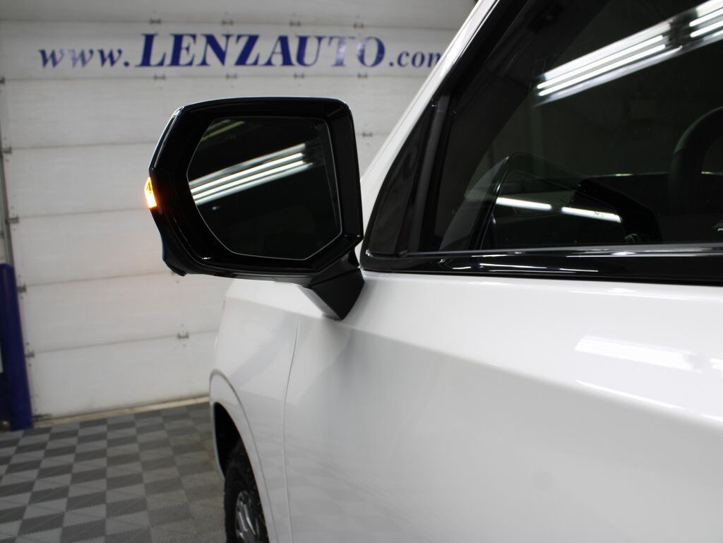 2025 Chevrolet Suburban Z71 4WD Fond du Lac WI 2025 Chevrolet Suburban Z71 4WD Fond du Lac WI