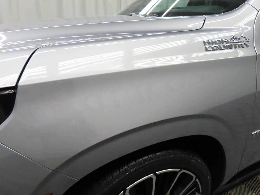 2025 Chevrolet Tahoe High Country 4WD Fond du Lac WI 2025 Chevrolet Tahoe High Country 4WD Fond du Lac WI