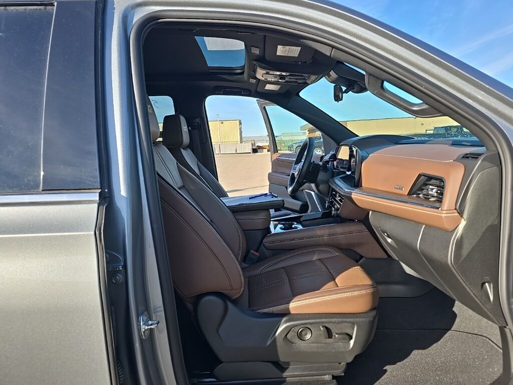 2025 Chevrolet Tahoe High Country 4WD Fond du Lac WI 2025 Chevrolet Tahoe High Country 4WD Fond du Lac WI