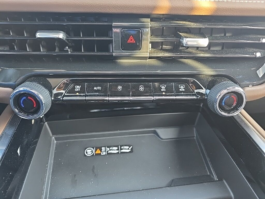 2025 Chevrolet Tahoe High Country 4WD Fond du Lac WI 2025 Chevrolet Tahoe High Country 4WD Fond du Lac WI