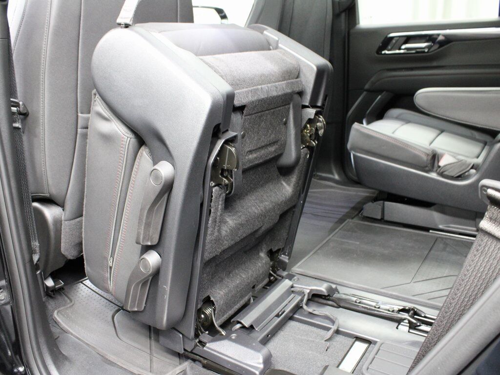 2025 Chevrolet Tahoe RST 4WD Fond du Lac WI 2025 Chevrolet Tahoe RST 4WD Fond du Lac WI